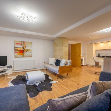 Ac19 Lower North Aisle - Luxury Self Catering 2 Bedroom Apartment Fort Augustus Eksteriør bilde